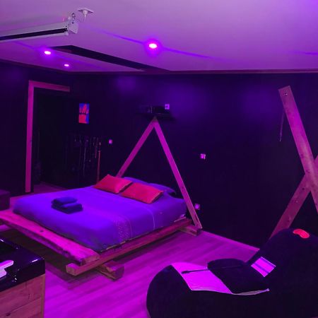 Love-Room L'Eden Du Desir Vecqueville Eksteriør bilde
